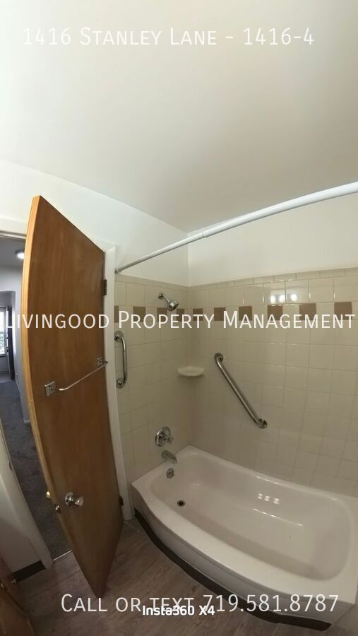 Building Photo - 1416 Stanley Ln