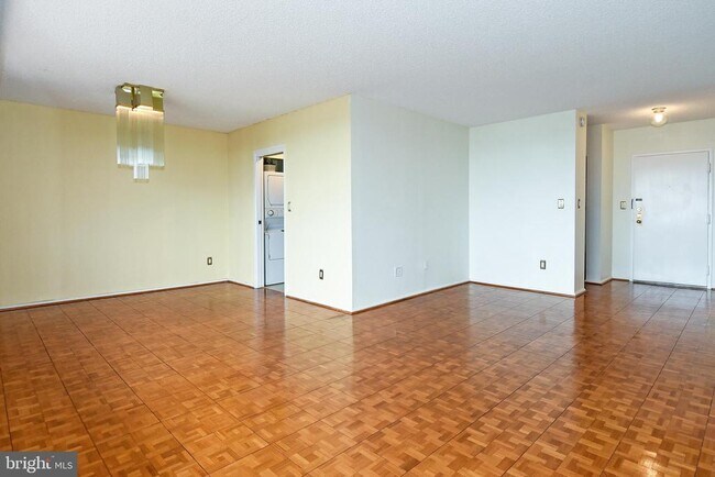 Building Photo - 5500 Holmes Run Pkwy