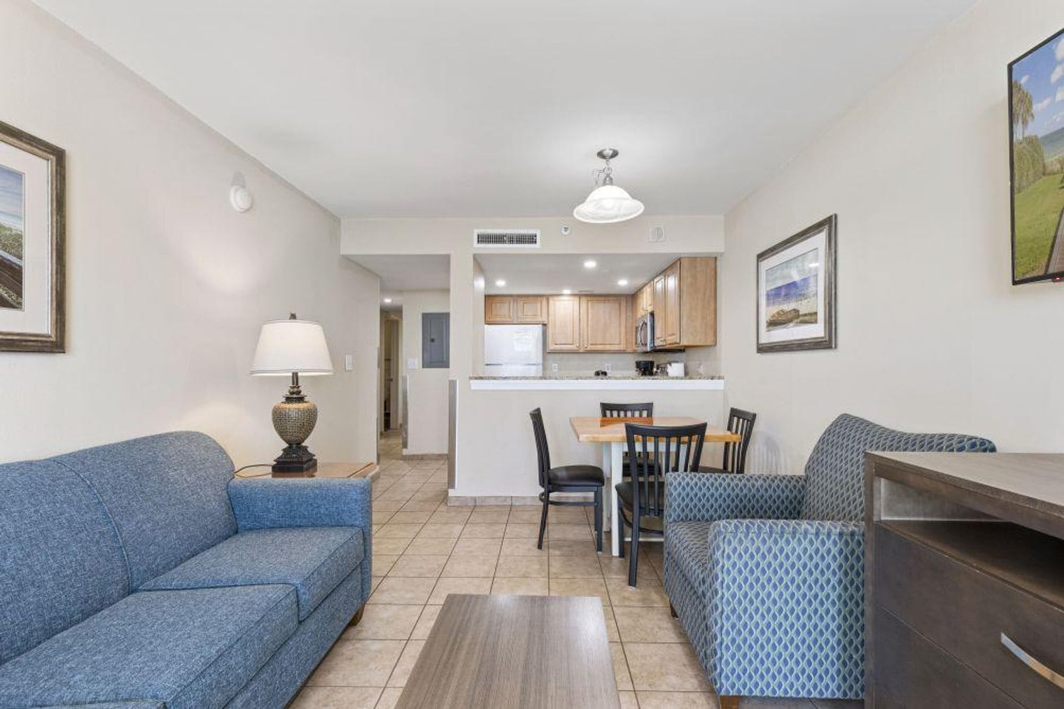 Building Photo - 3548 Alexandria Ave