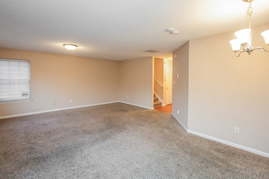 Building Photo - 10520 Pickerel Ln