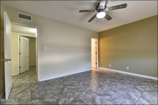 Building Photo - 7317 Desierto Rico Ave