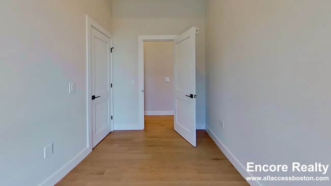 Building Photo - 16-18 Highgate St. Unit 308