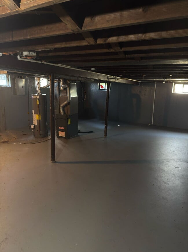 Building Photo - 4026 Belfore Dr