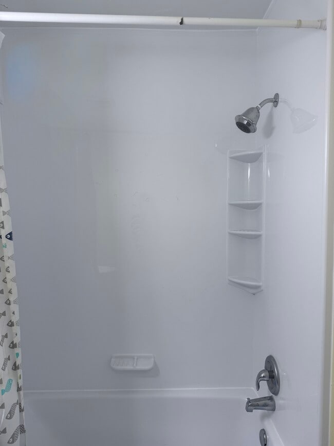 Building Photo - 5120 Sideburn Rd