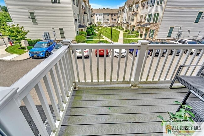 Building Photo - 605 Bayside Ct