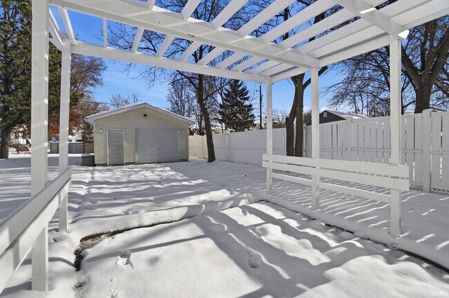 Building Photo - 4120 Kentland Ave