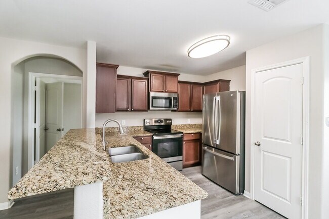 Building Photo - 428 Ruby Ln