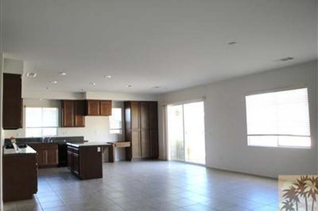 Building Photo - 41098 Dover Ct
