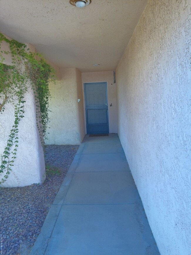 Building Photo - 1771 Miramar Dr
