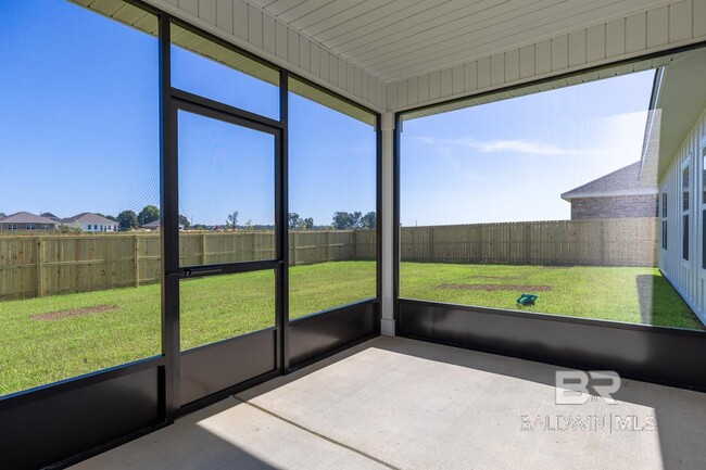 Building Photo - 501 Huller Ave
