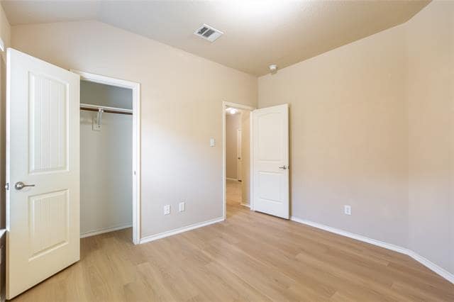 Building Photo - 5213 Rustic Ridge Dr
