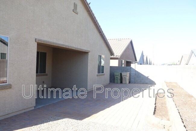 Building Photo - 6930 W Townley Ave