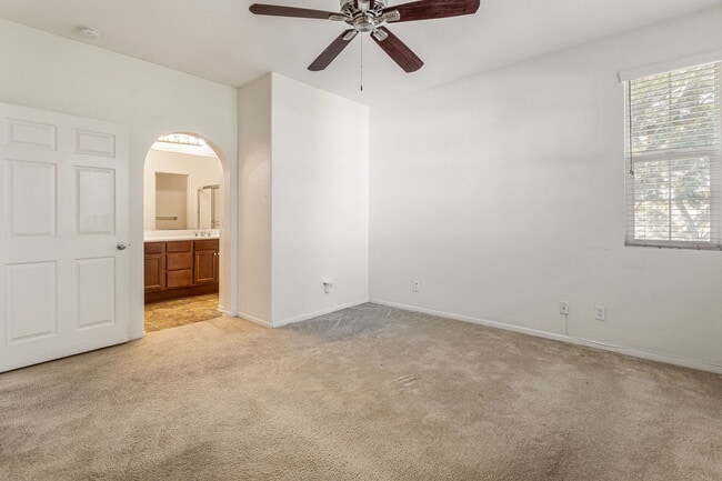 Building Photo - 1429 Caminito Sardinia