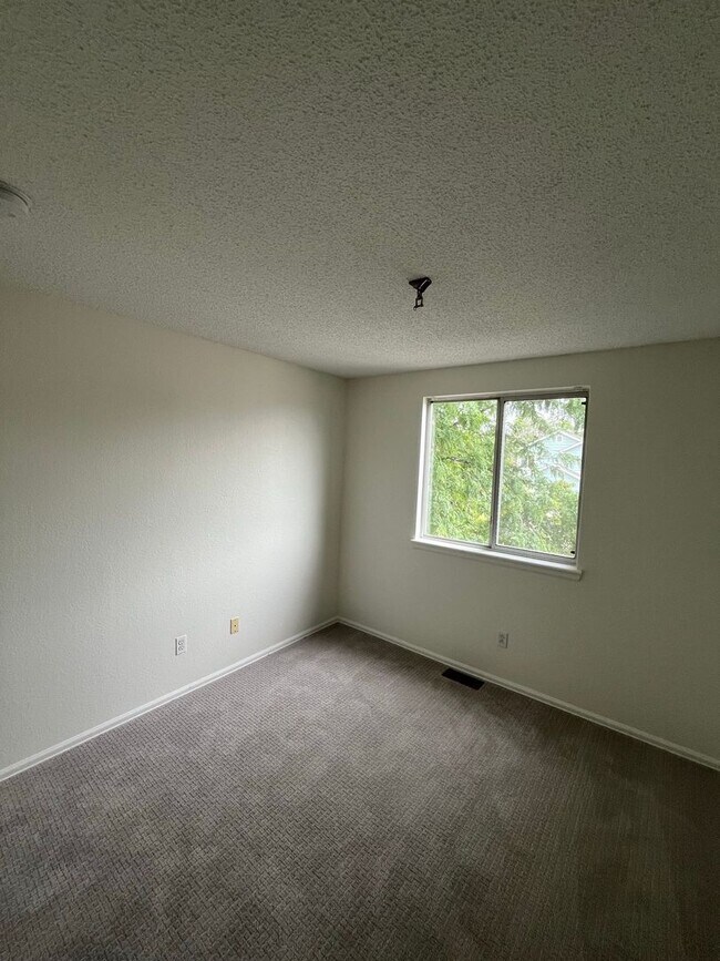 Building Photo - 13130 Umatilla St