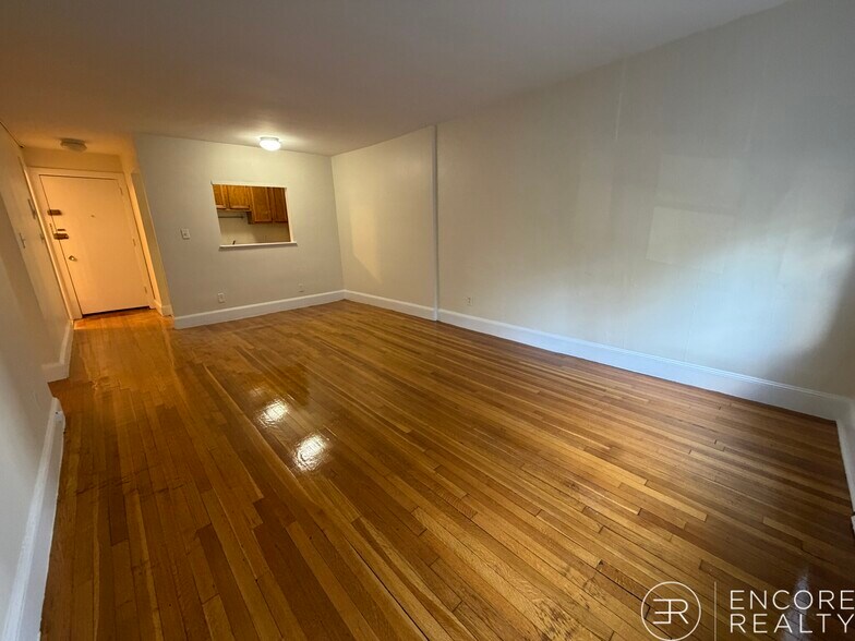 Building Photo - 33 Lancaster Terrace