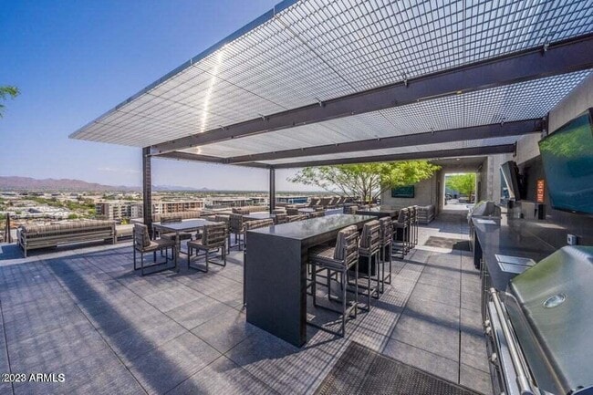 Building Photo - 7180 E Kierland Blvd