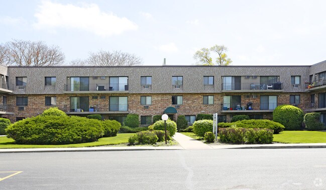 Building Photo - Park Meadows LLC