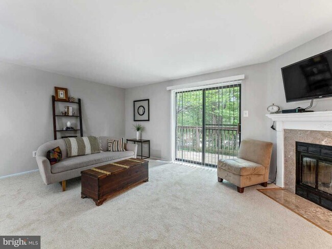 Building Photo - 8956 Skyrock Ct