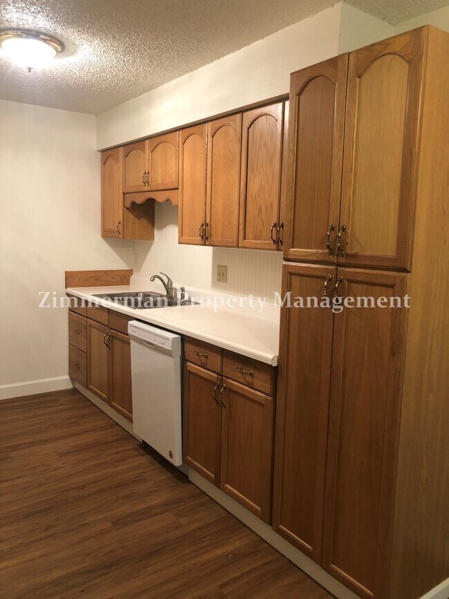 Building Photo - Wonderful condo located in the Driftwood V...