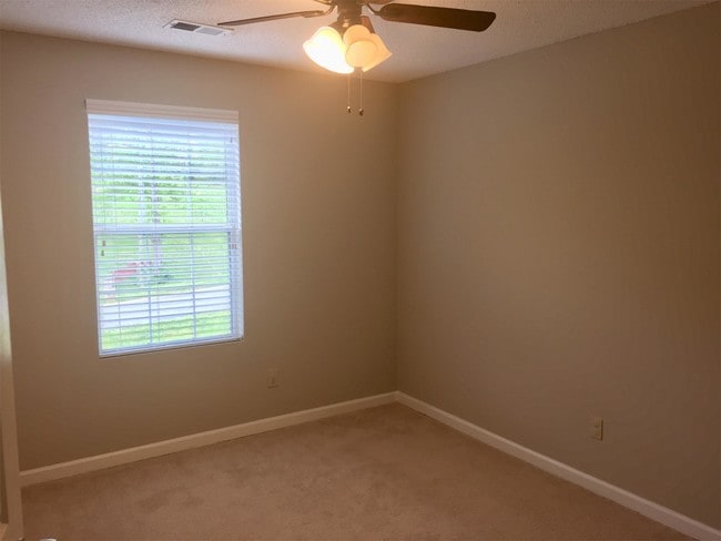 Building Photo - 1475 Chaseway Cir