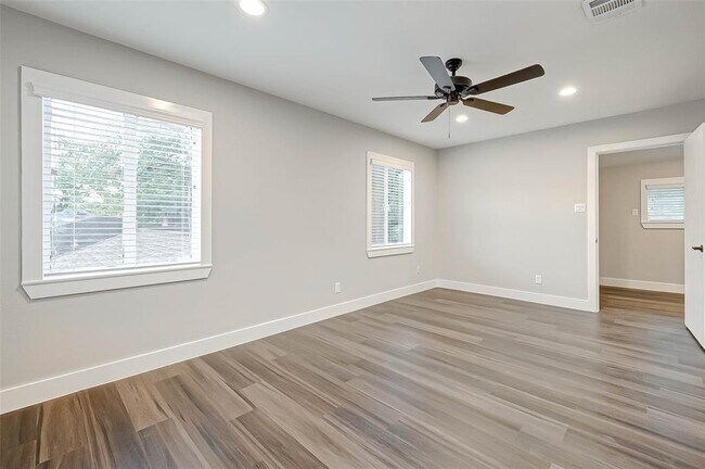Building Photo - 2509 Maroneal St