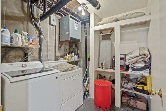 Building Photo - 21549 Summit Trail