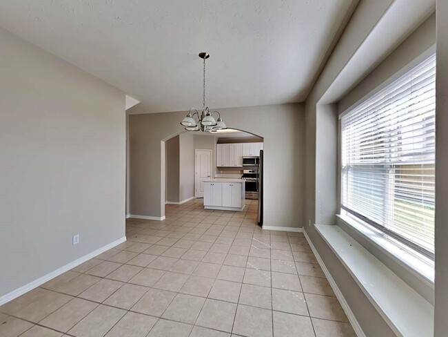 Building Photo - 28919 Hidden Lake Ct