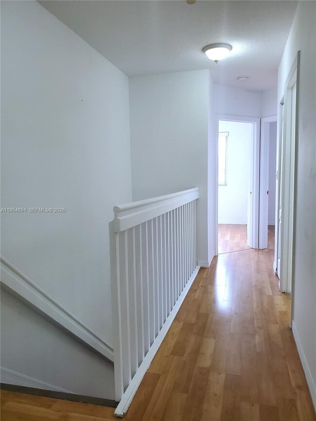 Building Photo - 120 SW 109th Ave