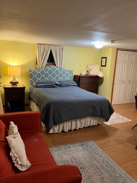 Primary Photo - 20 Elmwood Ave