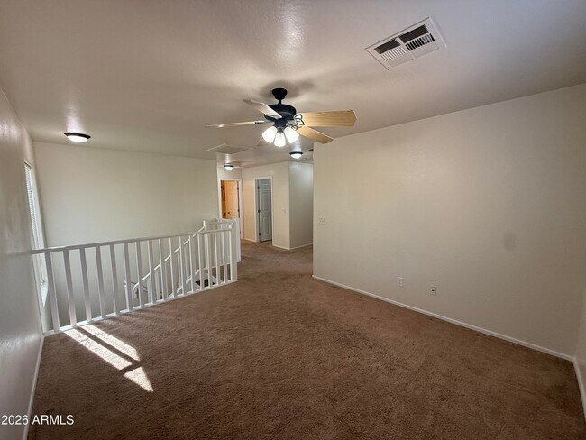 Building Photo - 2408 W Skinner Dr