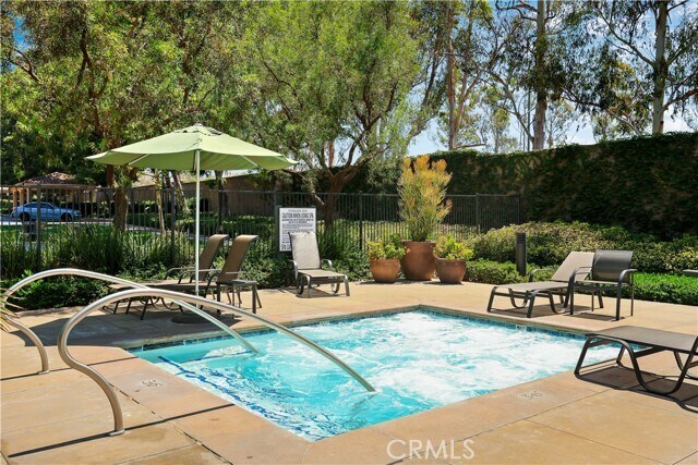Building Photo - 138 Coralwood