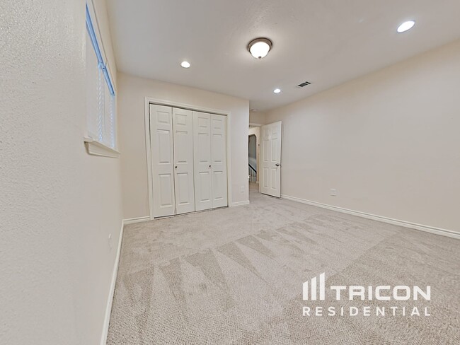 Building Photo - 21114 Southern Colony Ct