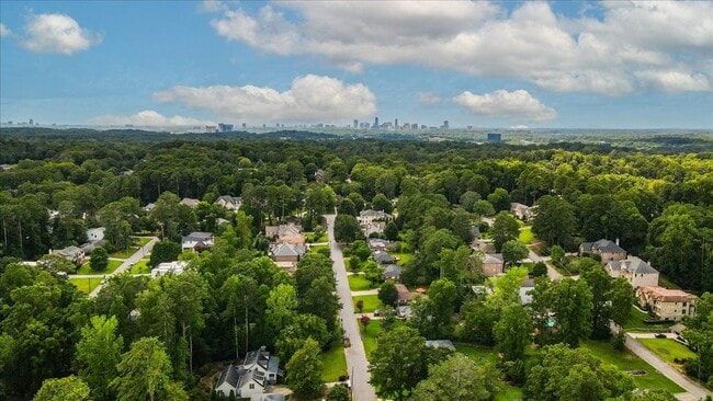 Building Photo - 2038 S Akin Dr