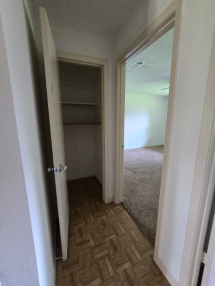 Building Photo - 124 Eleventh St