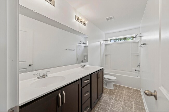 Building Photo - 194 Cypress Forest Dr