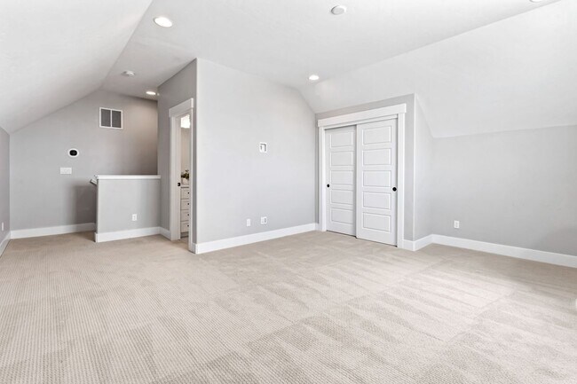 Building Photo - 1564 W Whistleberry St