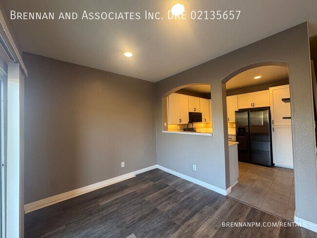 Building Photo - 1165 Latigo Cove