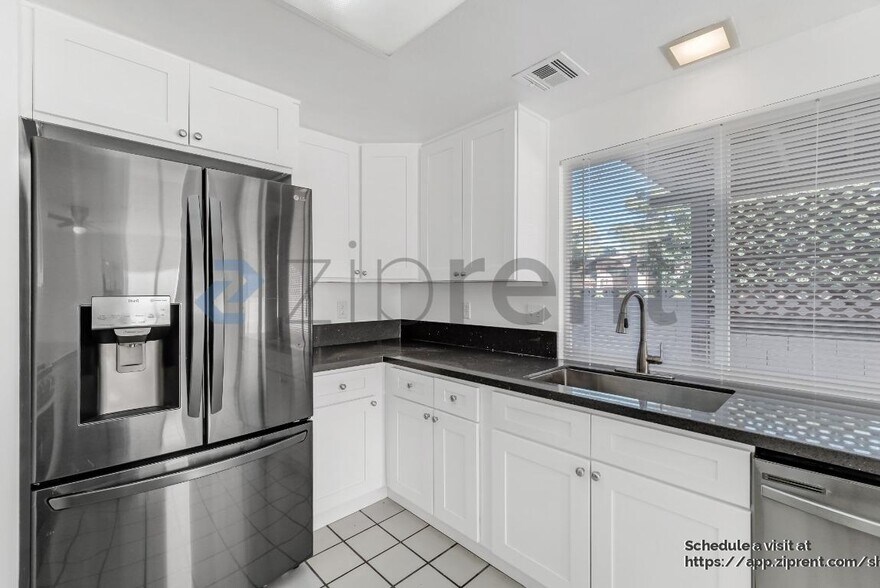 Building Photo - 2410 El Cid Ct