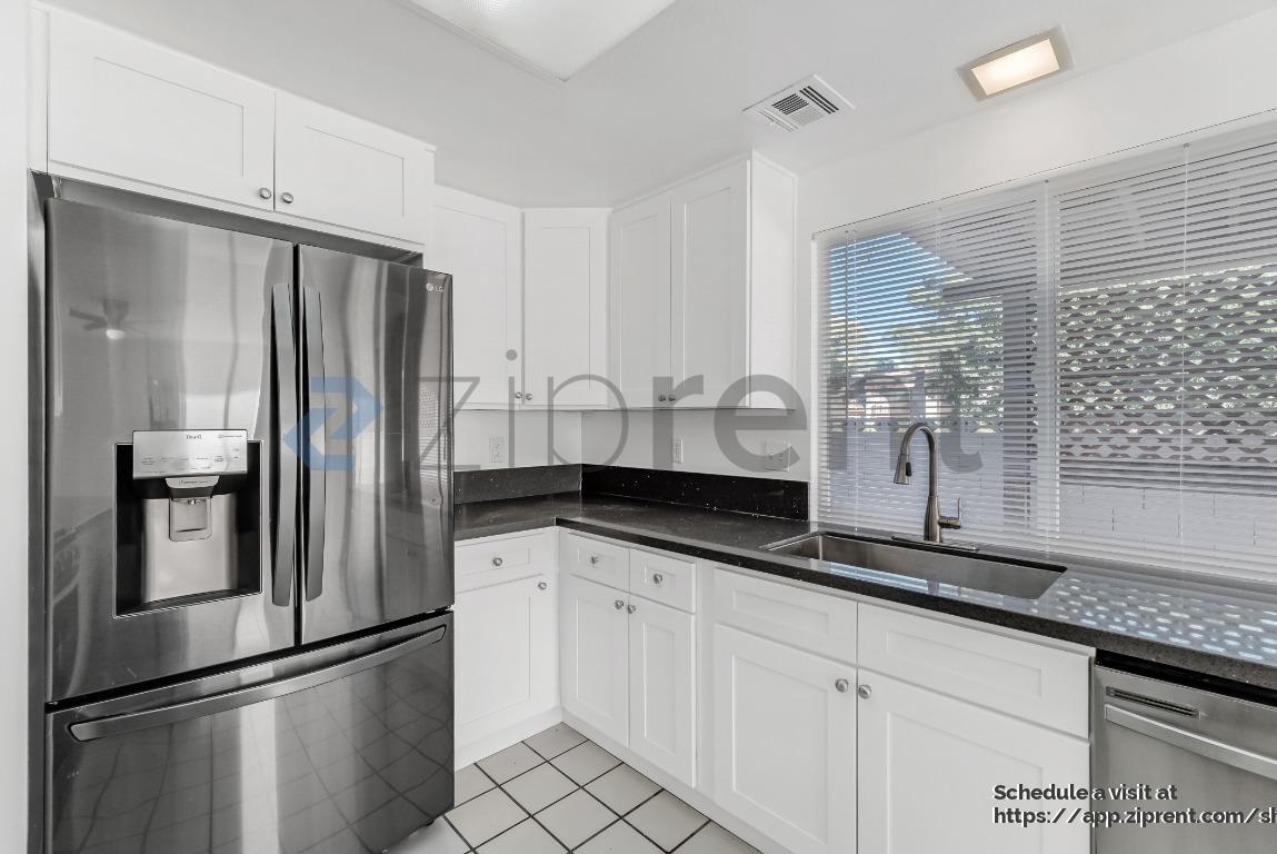 Building Photo - 2410 El Cid Ct