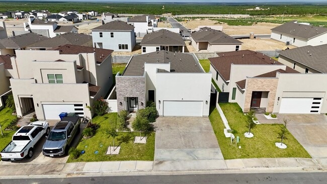 Building Photo - 1421 Eagles Ln