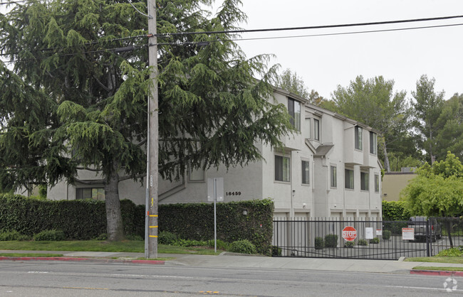 Building Photo - Deanza Terrace