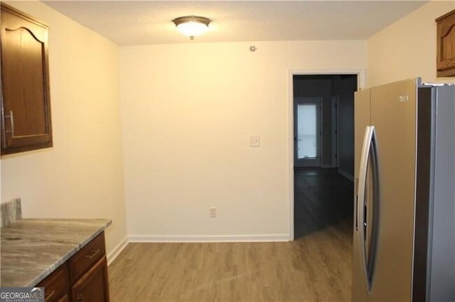 Building Photo - 5053 Gardenia Cir