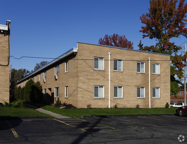 Building Photo - Northdale Club Apartments