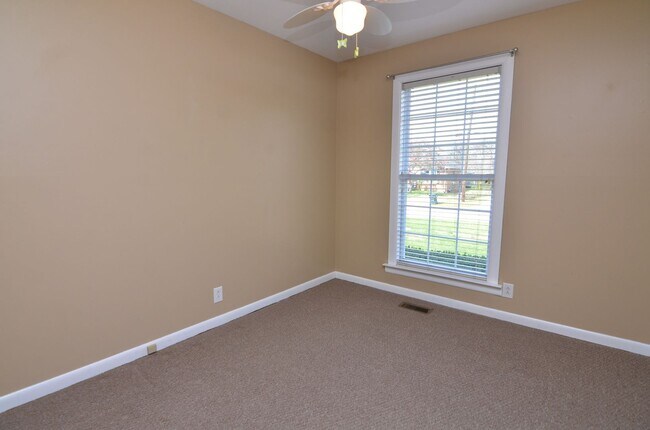 Building Photo - 4924 Teton Dr