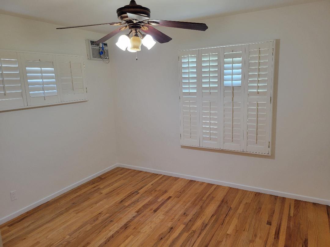 Building Photo - 20412 Londelius St