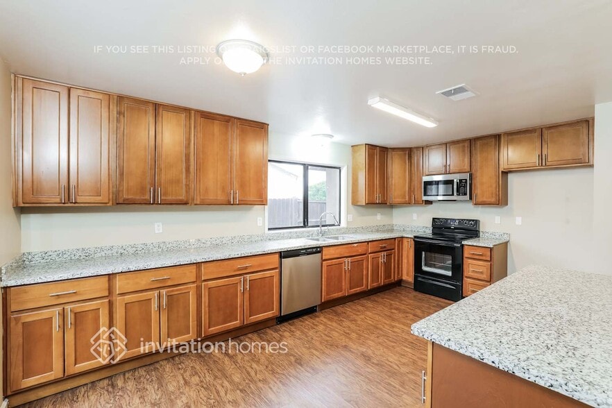 Building Photo - 2310 Dover Way