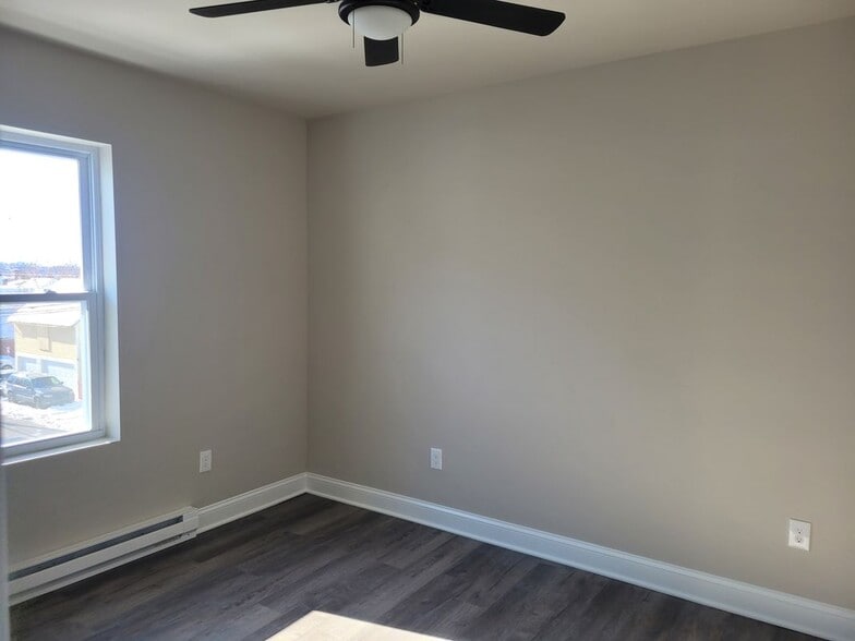 Building Photo - 2006 Washington Ave