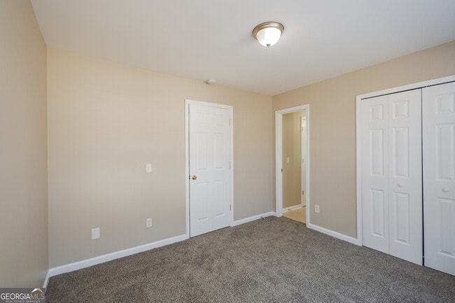 Building Photo - 20 Snapdragon Ln