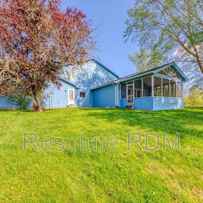 Building Photo - 12001 E 300 S