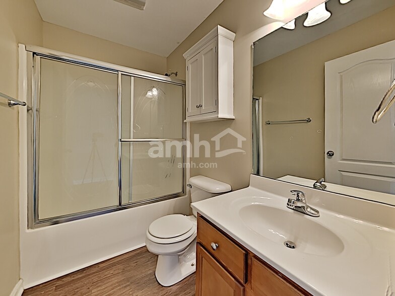 Building Photo - 5523 Golden Gate Rd